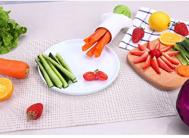 Kitchen Gadget Accessories Vegetable Cutters Fruit Kitchen Cucumber Carrot Divider Strawberry Slicer Splitter